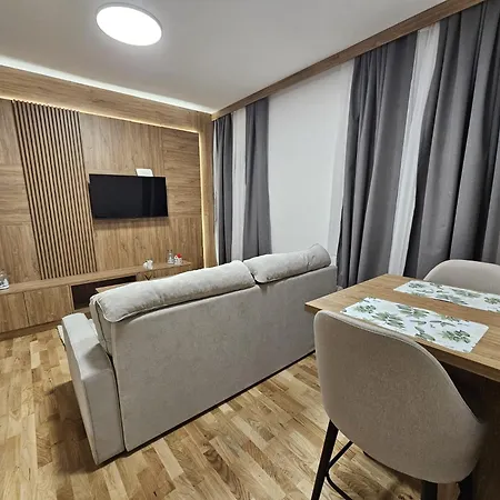 Corner Διαμέρισμα *